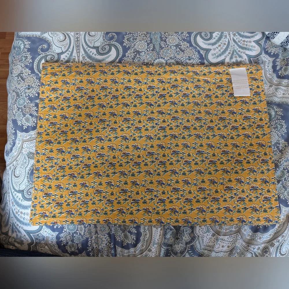 WIlliams Sonoma Blue and yellow floral placement set of 8